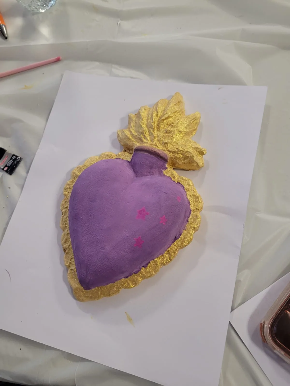 Corazones intervenidos por las participantes